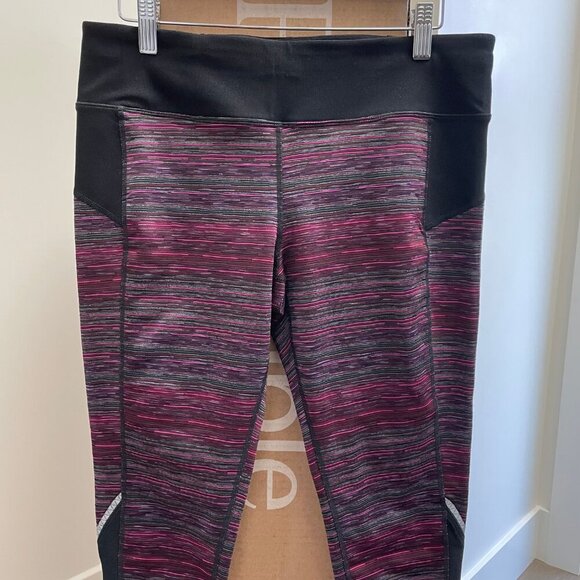 Running Room Fit-Wear Striped Crop Capri Length Leggings Pink Purp Blk Gray Sz M - Picture 3 of 13